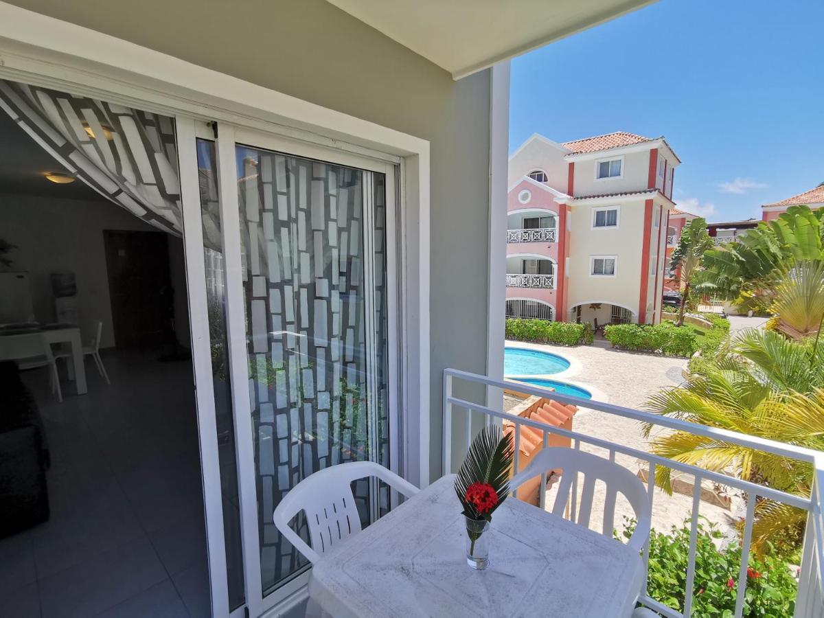 Tropicana Suites Deluxe Beach Club And Pool - Playa Los Corales Punta Cana Zewnętrze zdjęcie